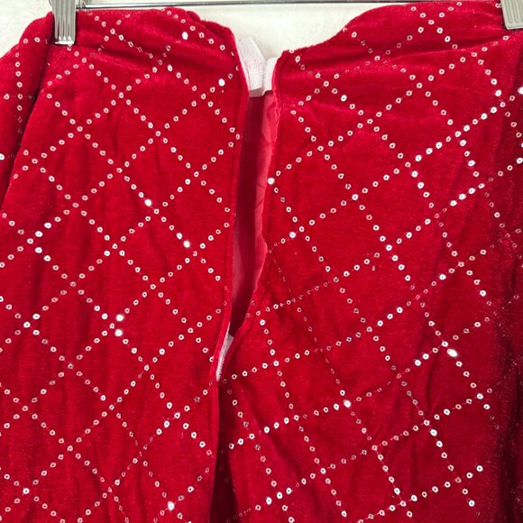 St Nick’s Choice Circle Velvet Christmas Tree Skirt Silver Embellishment Red 49" - Picture 2 of 5